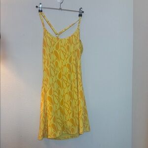 Outdoor Voices Exercise Dress in the Maize Mango Droplet print size medium